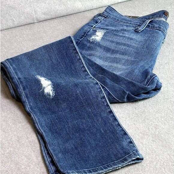 James Jeans Womens NeoBeau NEW Slouchy Boyfriend Distressed Straight Leg Denim 8 - Picture 1 of 10